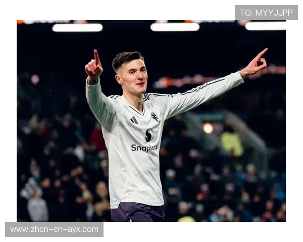 谢什科双响创个人纪录，曼联客场战平伯恩利